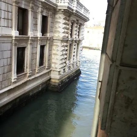Ca' Correggio * Venecia