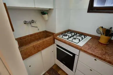 Ca' Correggio Apartamento *